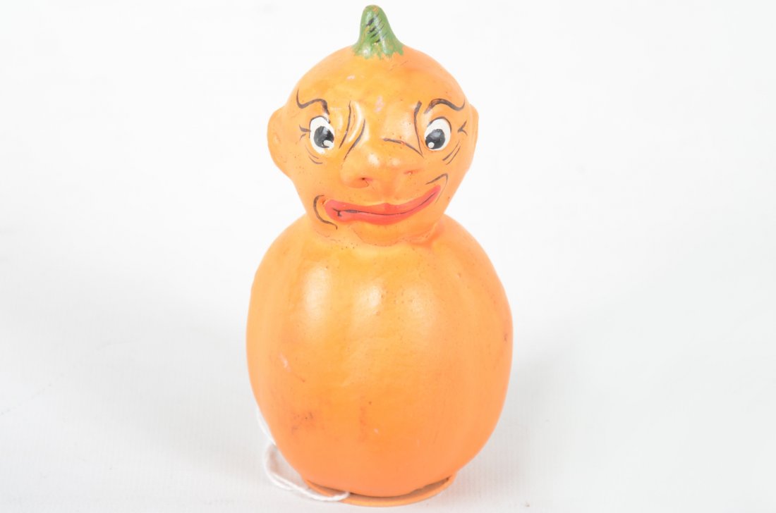 Super Pumpkin Halloween Candy Container (1 of 4)