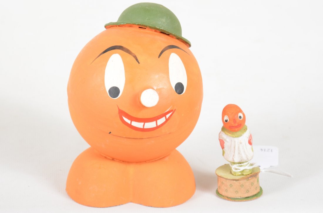 2 Halloween Pumpkin Candy Containers (1 of 5)