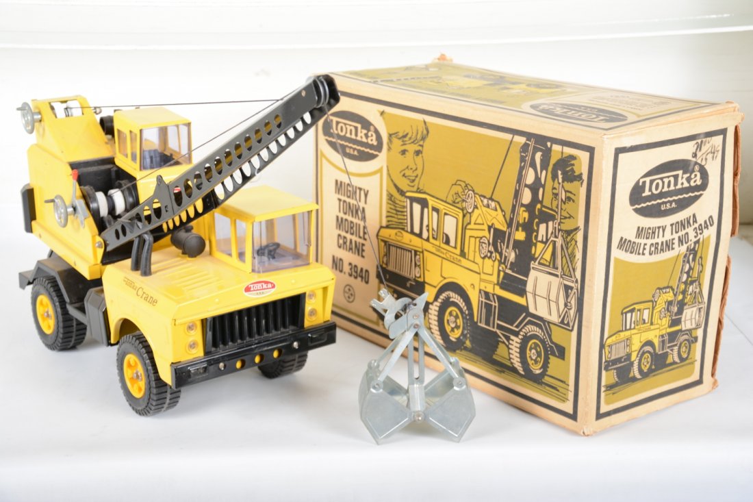 Boxed Tonka 3940 Mighty Mobile Crane (1 of 2)