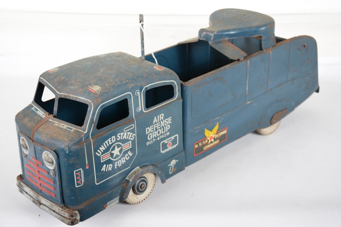 Unusual Marx US Air Force Ride On Truck (1 of 2)