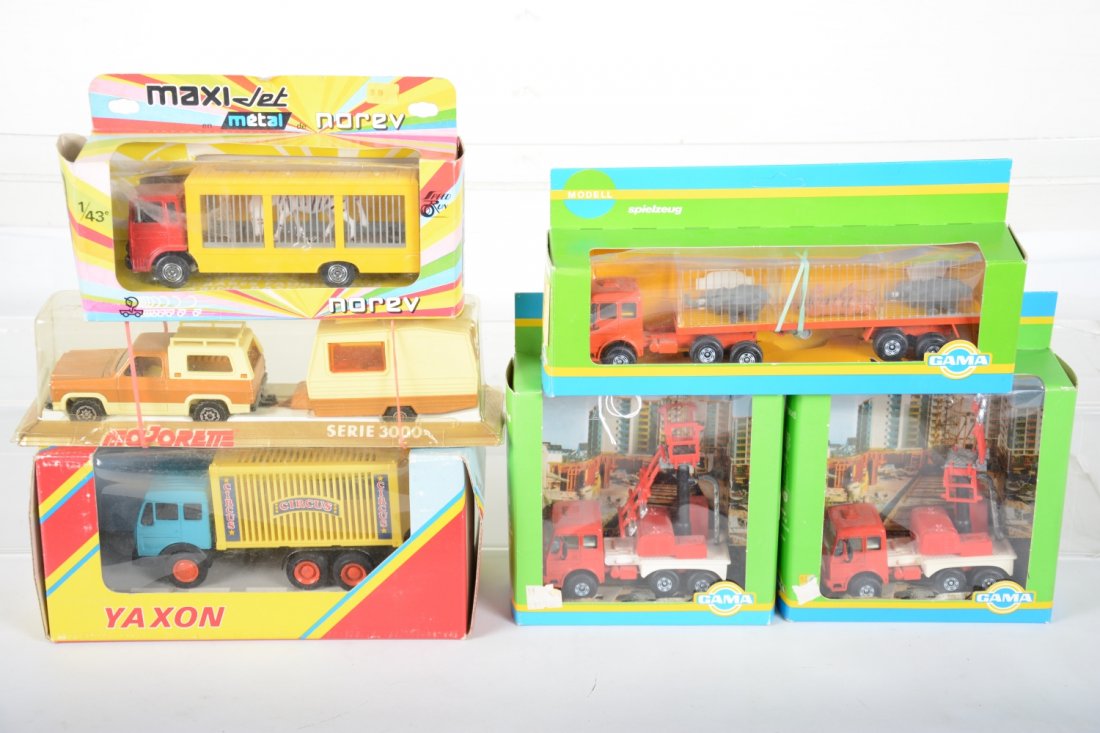 Boxed Vintage Diecast Trucks (1 of 2)
