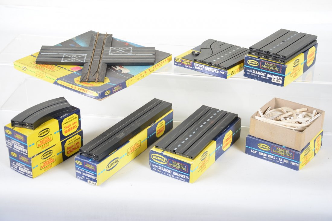 Boxed Aurora HO T-Jet track (1 of 2)