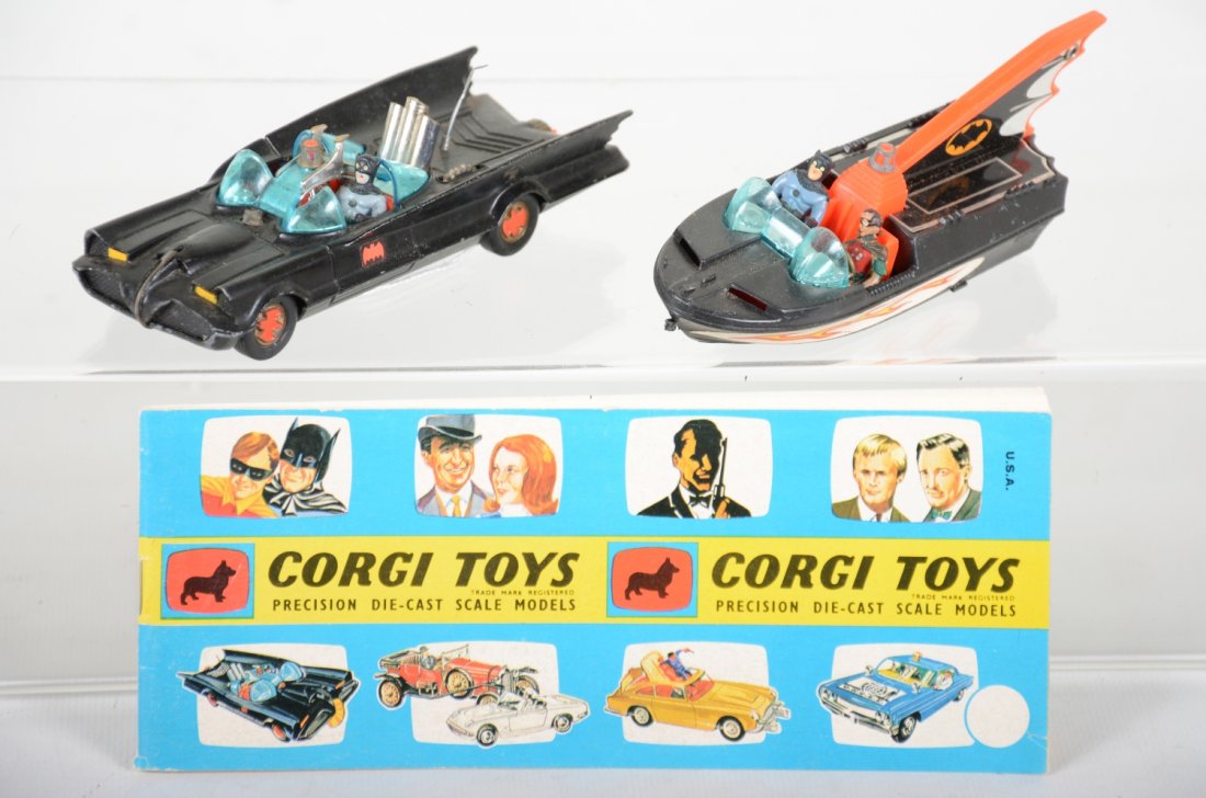 Corgi Batmobile & Boat with Catalog (1 of 3)