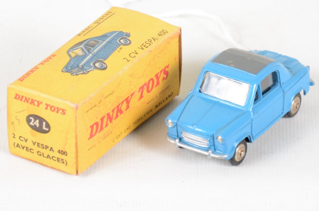 Boxed Dinky FR24L Vespa 400 2CV (1 of 3)