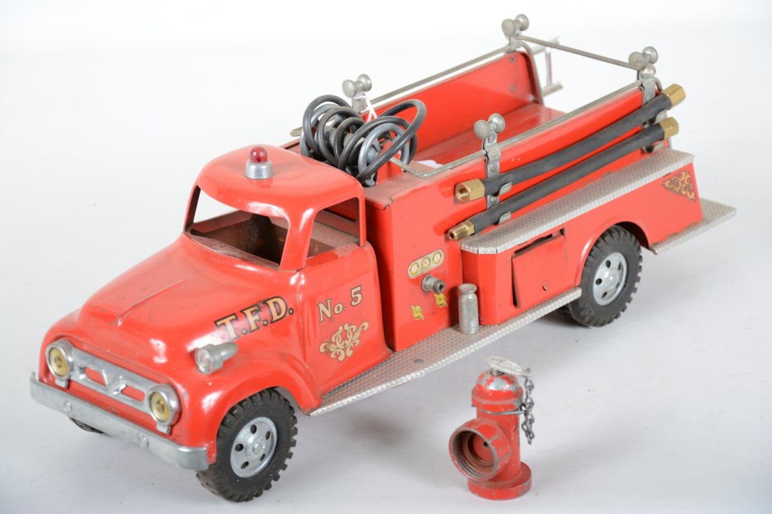 Clean 1956 Tonka Fire Pumper (1 of 2)