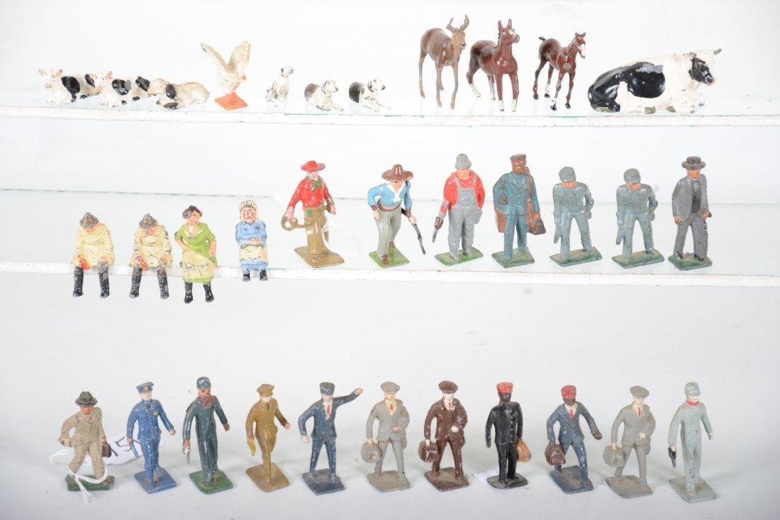 Assorted Figures, Britains, Grayiron & Lincoln (1 of 2)