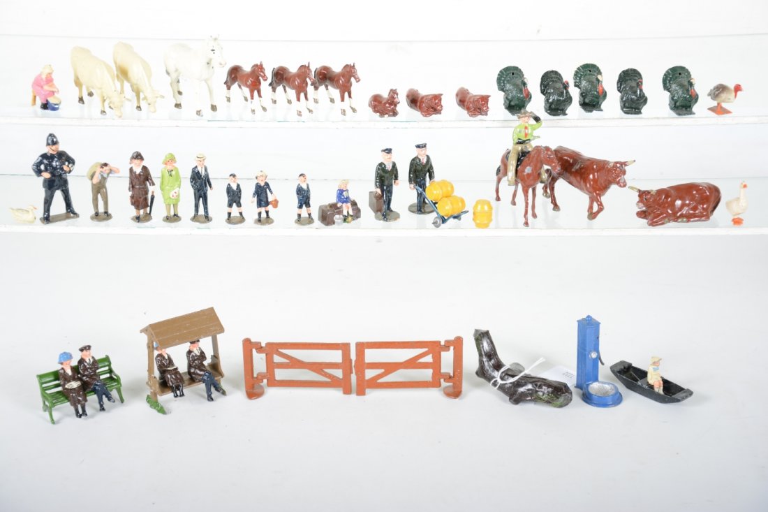 Clean John Hill Co Figures & Animals (1 of 2)
