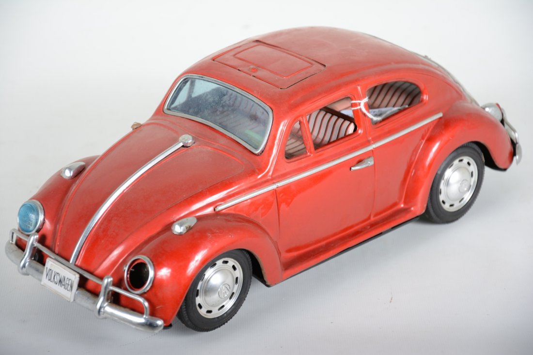 Scarce 15 Inch Bandai VW Beetle (1 of 3)