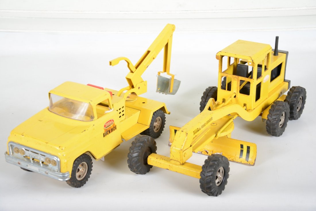 1965 Tonka Mobile Backhoe and Grader (1 of 2)