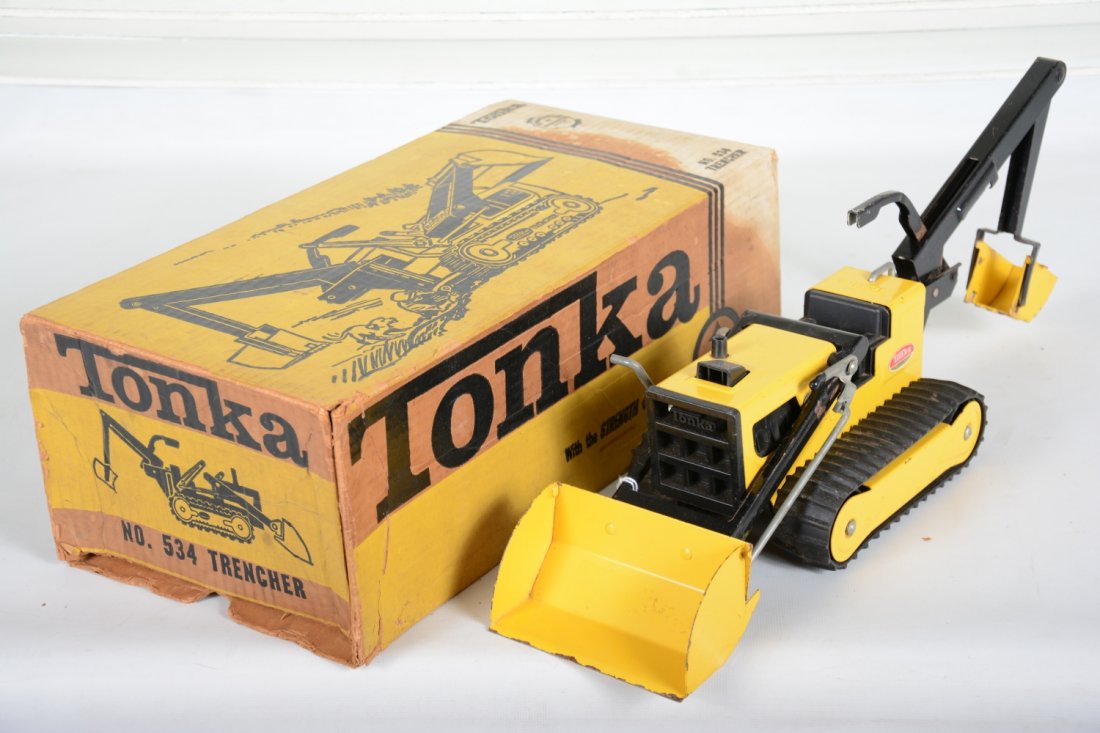 Boxed 1965 Tonka Trencher (1 of 2)