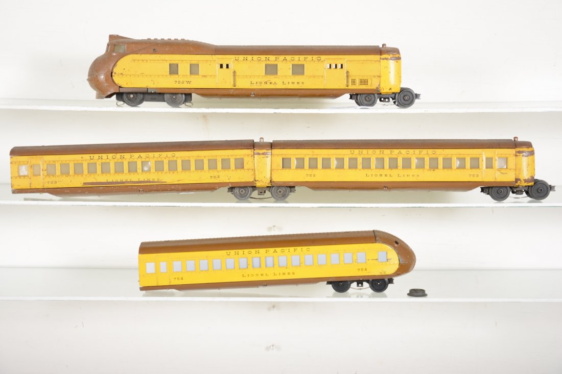 Lionel Pre War 752W City Of Portland Streamliner (1 of 4)