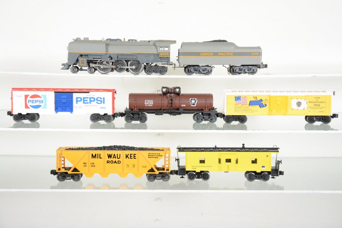 Lionel Steam Freight Set (1 of 4)