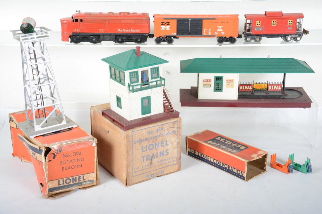 Lionel Trains & Accessories (1 of 4)