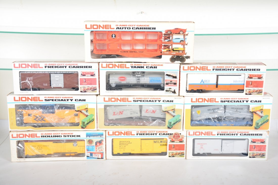 Lionel Rolling Stock: Includes 9443 FEC boxcar; 9455 MR boxcar; 9222 L&N flat with vans; 9442 CP boxcar; 6901 ON caboose; 9733 Airco Boxcar; 9811 UP reefer; 9145 ICG auto-carrier; 9226 D&H flat with vans; 9334 Humble tank,