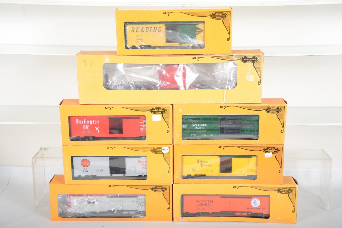 Lionel MPC Limited Edition Freight Cars: Includes a 9233 transformer flat; 9882 NYC reefer; 9732 SP boxcar; 9738 IC boxcar; 9440 Reading boxcar; 9437 NP cattle; 9888 GB&W reefer; 9436 Burlington boxcar, all appear new in boxes, C10