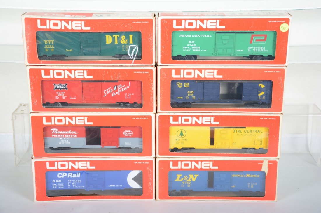 Mint Lionel MPC Boxcars (1 of 2)