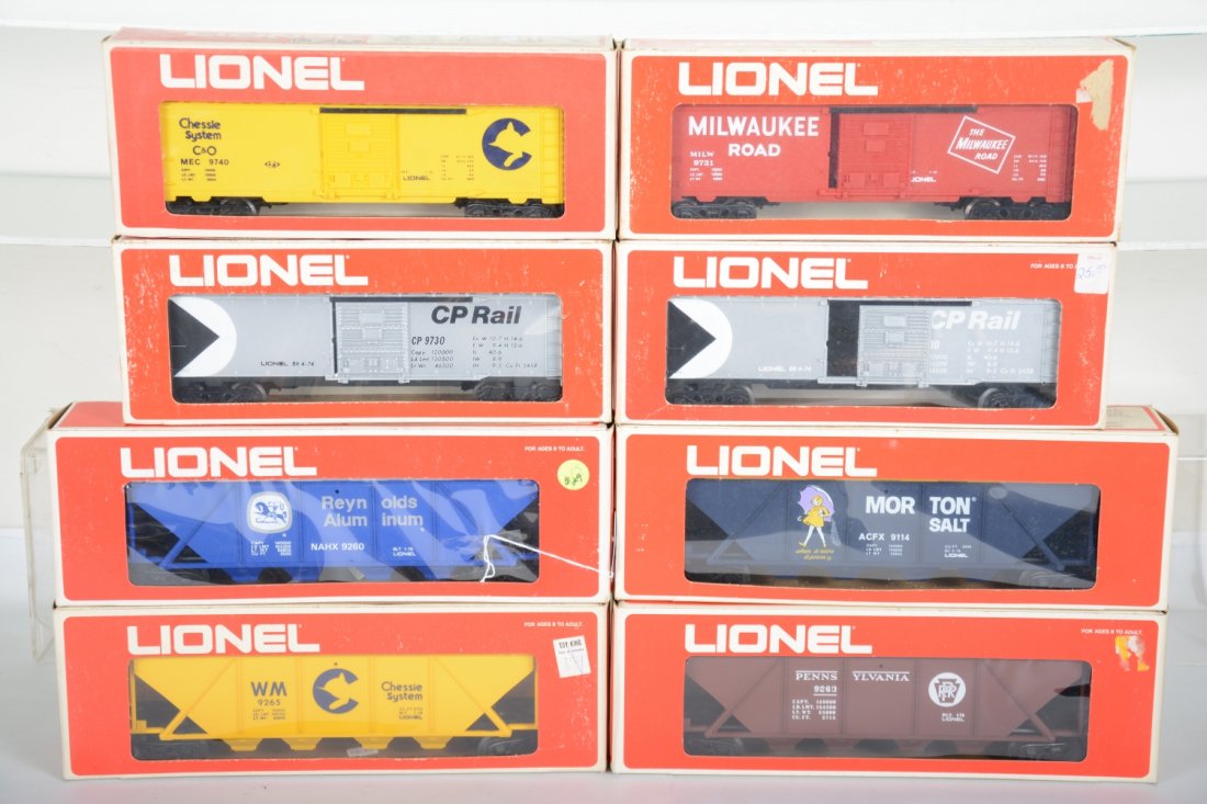 Mint Lionel MPC Freight Cars (1 of 2)