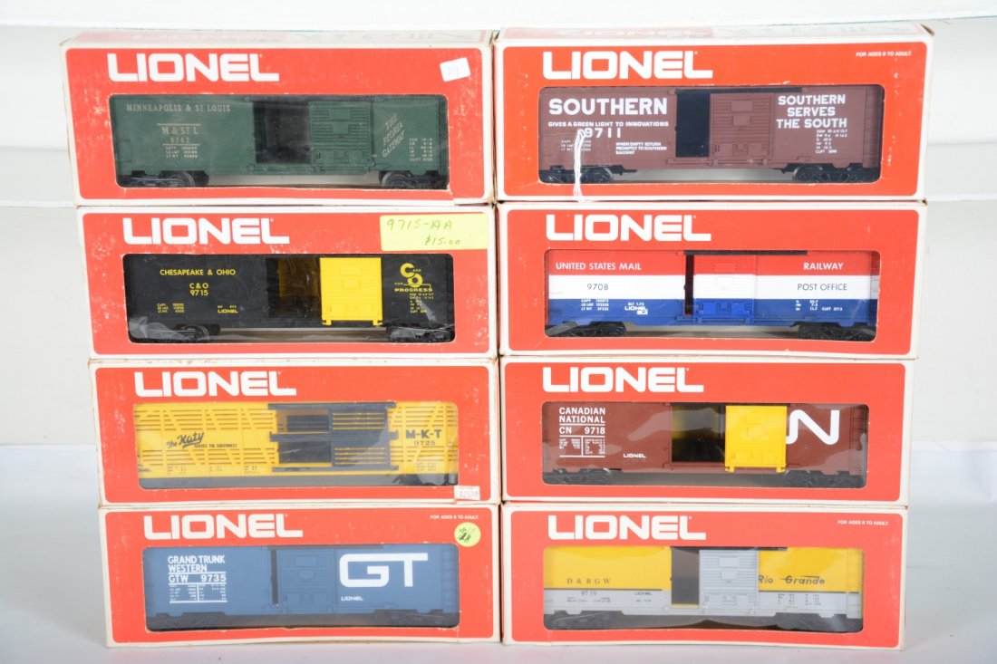 Mint Lionel MPC Freight Cars (1 of 2)
