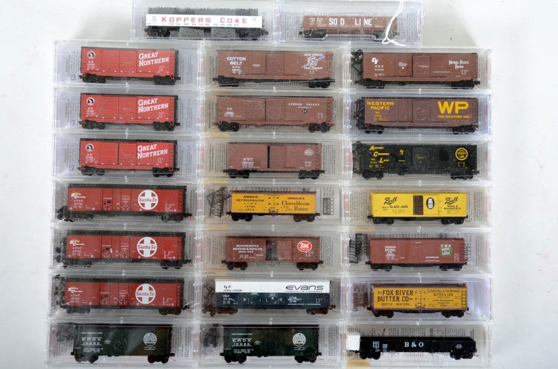 23 Assorted Micro-Trains N ga Freight Cars (1 of 2)