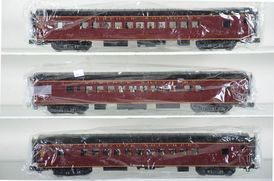 3 MTH NS Coaches (1 of 4)