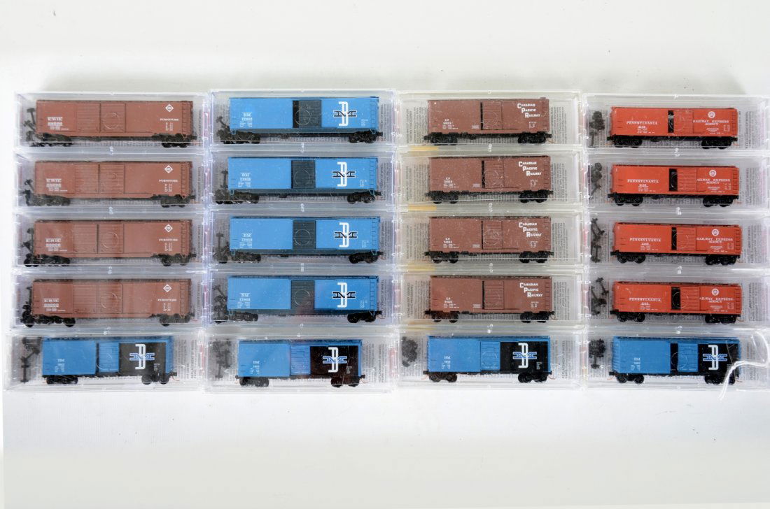 20 Micro-Trains N Ga Boxcars (1 of 2)