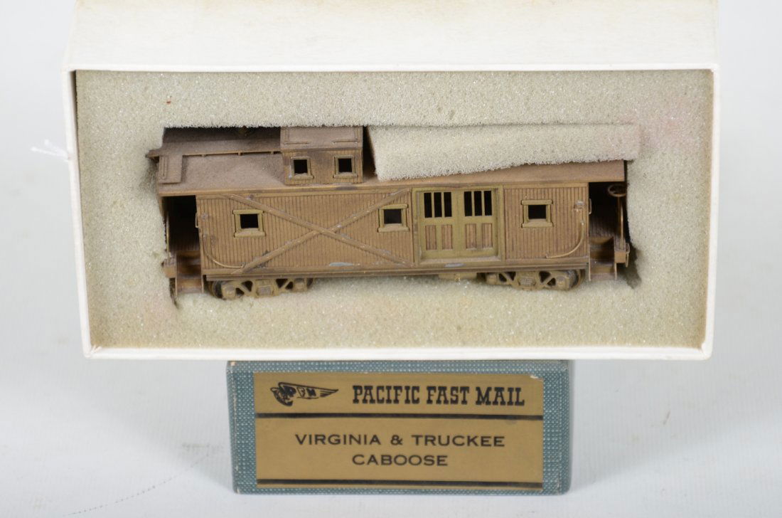 PFM Brass HO V&T Supply Caboose (1 of 4)
