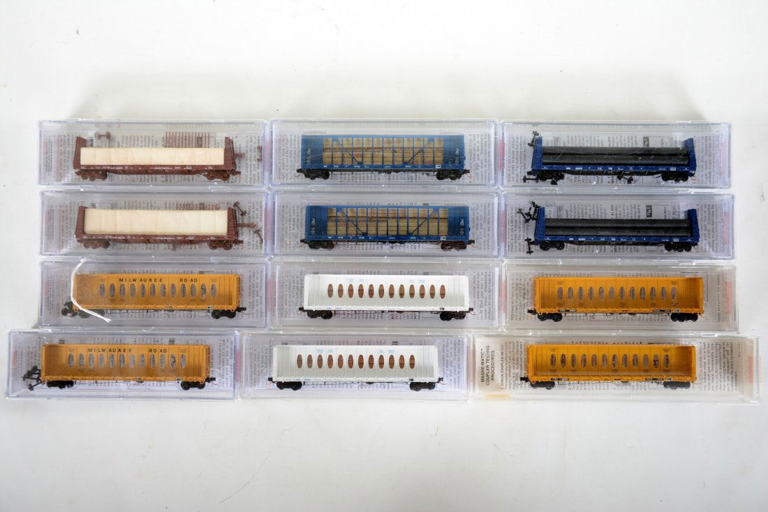 12 Micro-Trains N Ga Flat cars (1 of 2)