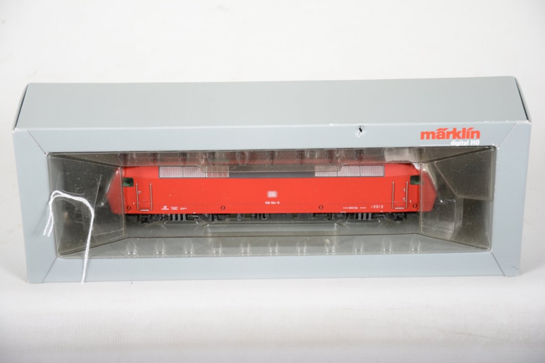 Boxed Marklin HO 3654 Digital DB Electric (1 of 2)