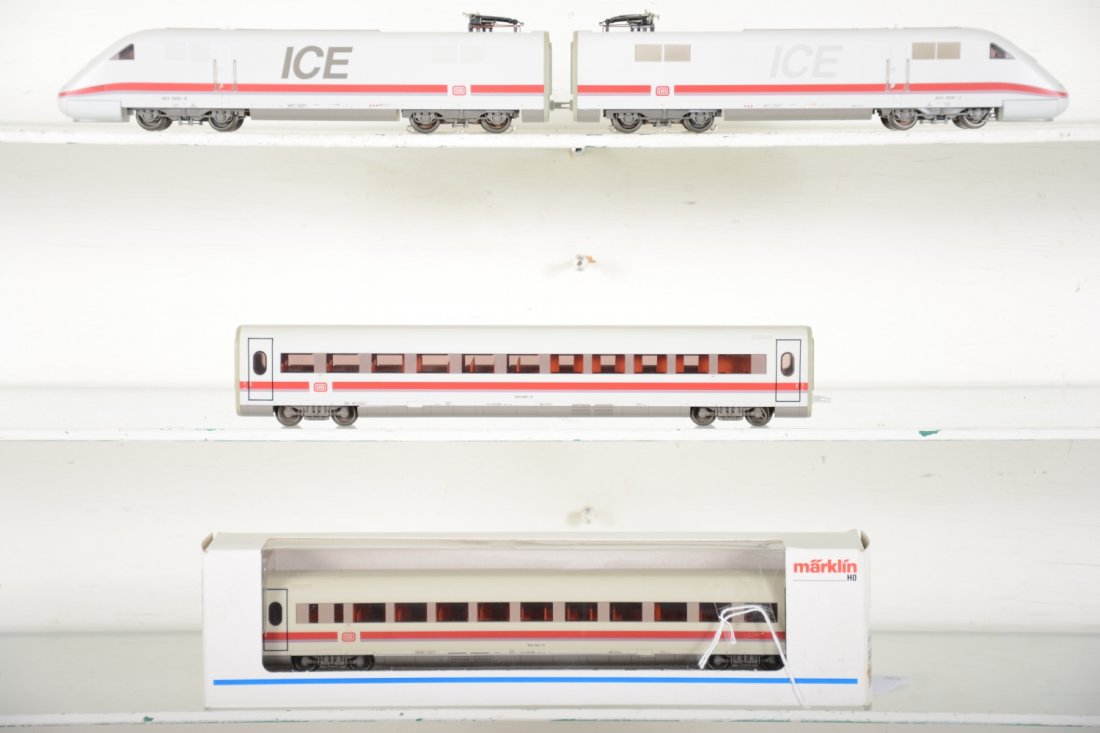Marklin HO Digital ICE Streamliner (1 of 4)