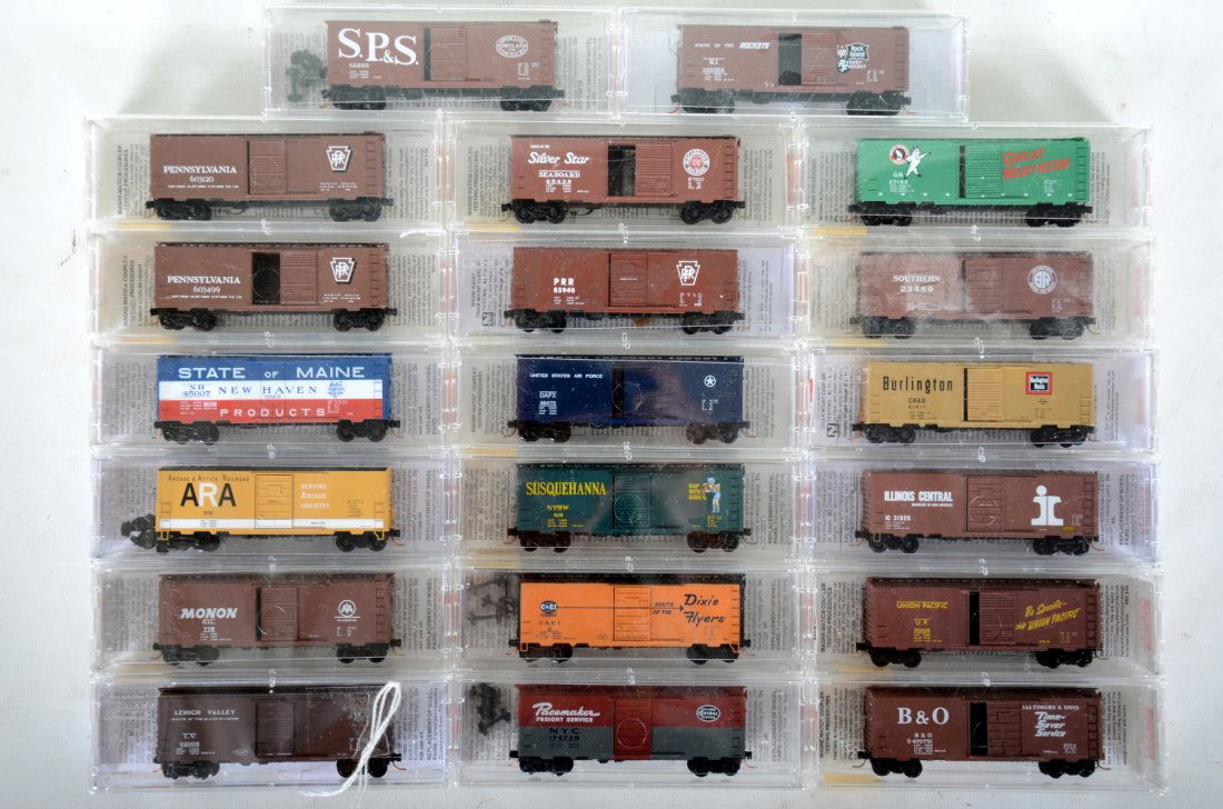 20 Micro-Trains N Ga 40 ft Boxcars (1 of 2)