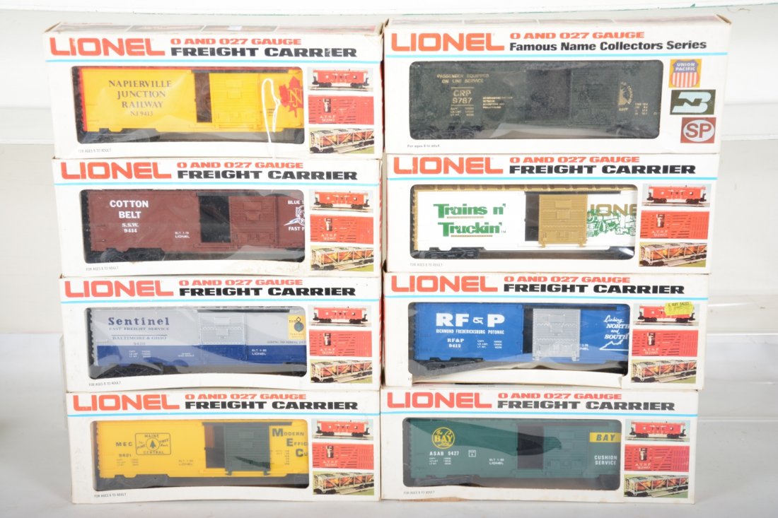 Lionel Boxcars (1 of 2)