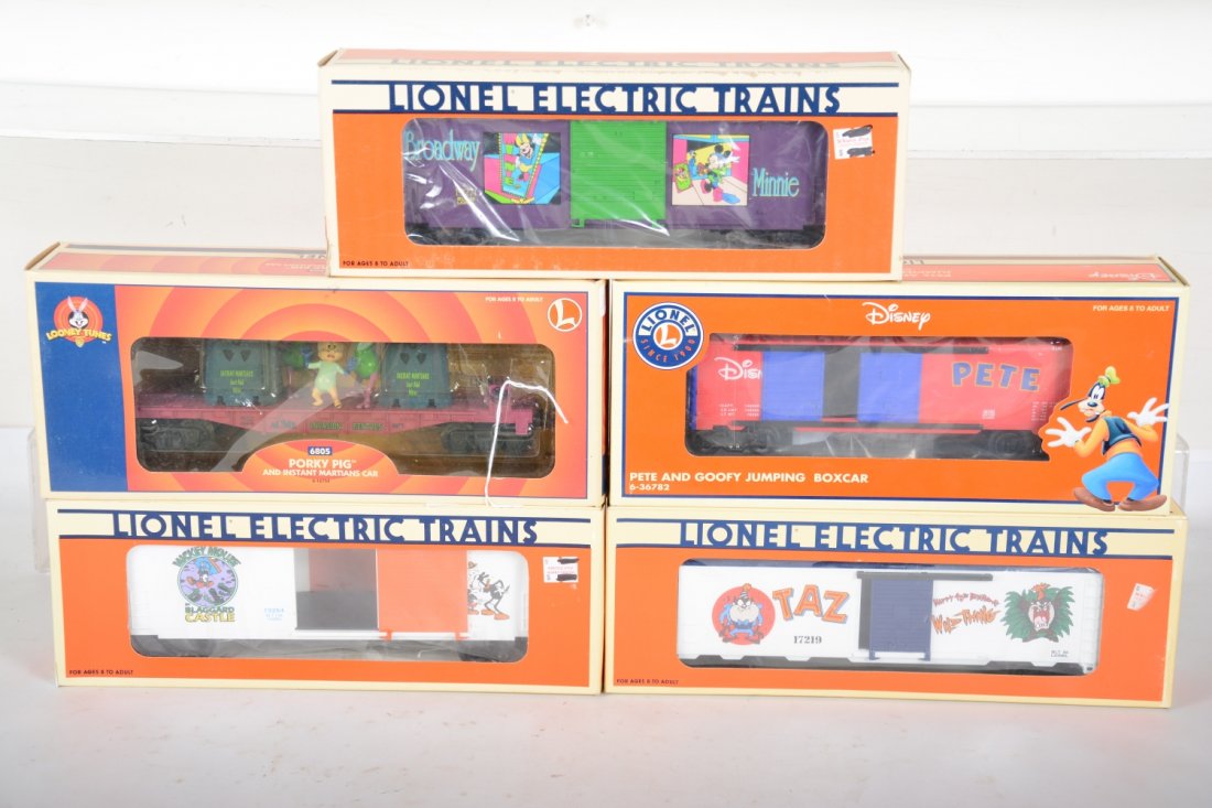 Lionel Comic Character Freight Cars (1 of 2)