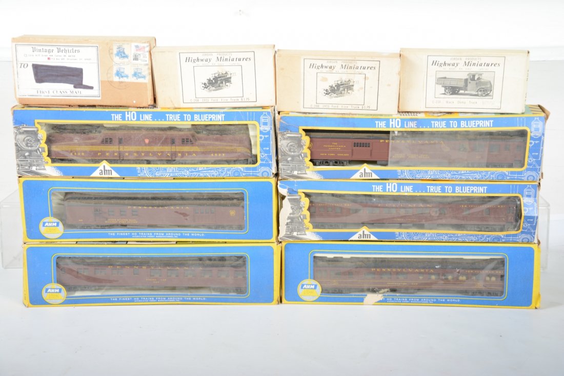 AHM RivaRossi HO PRR Passenger Set, Plus (1 of 2)