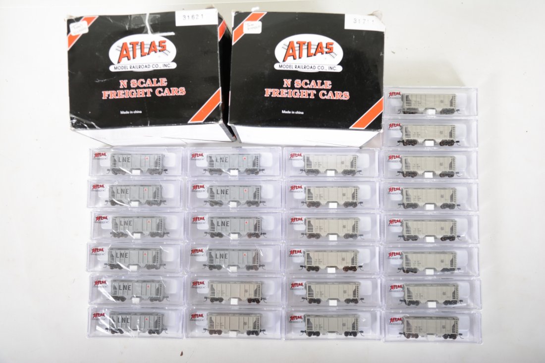 Atlas Dealer Pack N ga Hoppers: Includes 31711 NH hopper 16pk; 31621 LNE 10pc in 16pk box. All new(store receipt in NH pack $286.20), C10