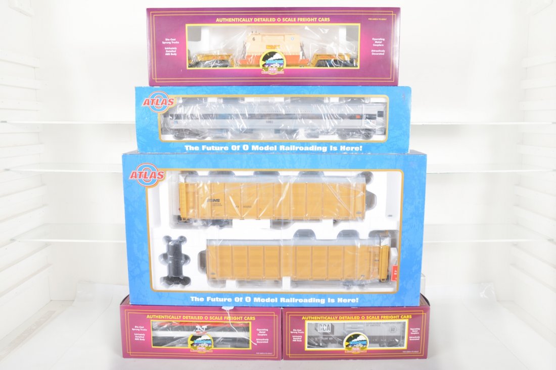 Atlas & MTH Scale Freight Cars (1 of 2)