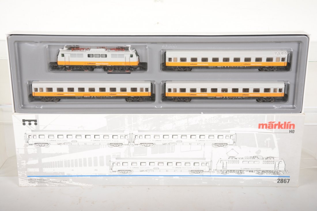 Marklin HO 2867 Lufthansa Set (1 of 2)