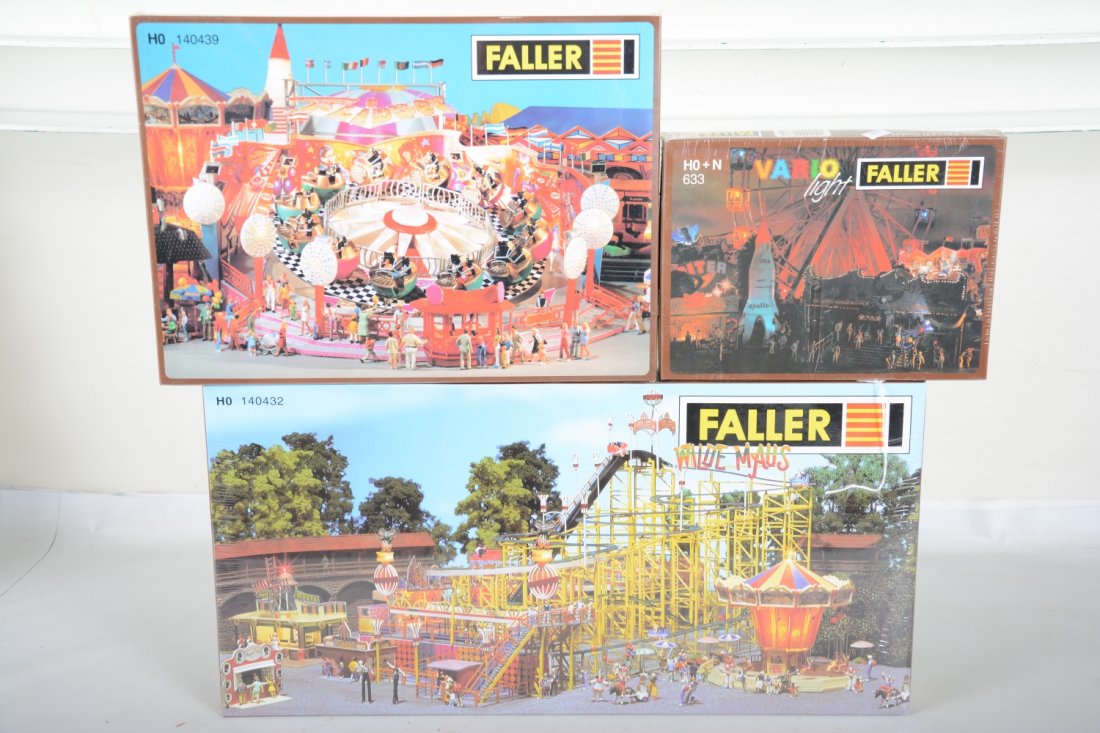 Faller HO Amusement Park Rides (1 of 2)
