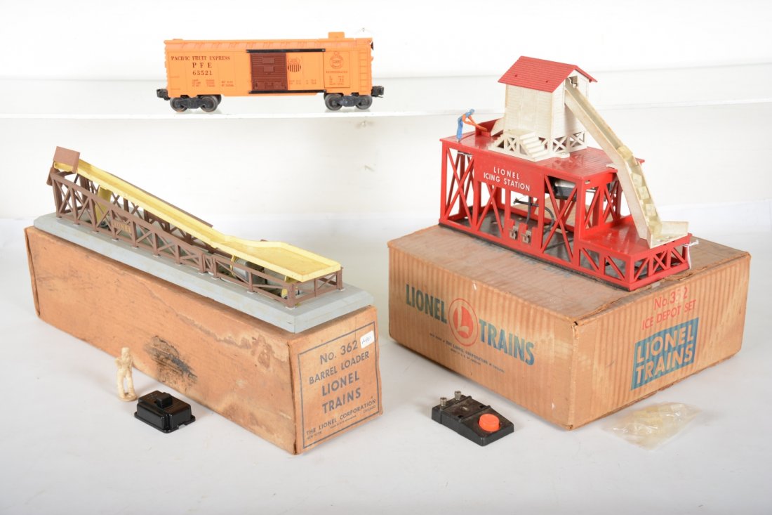 Boxed Lionel 352 & 362 Accessories (1 of 4)