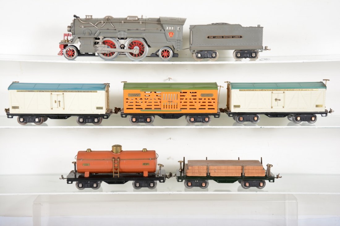 Restored Lionel 385E Steam Freight Set (1 of 4)