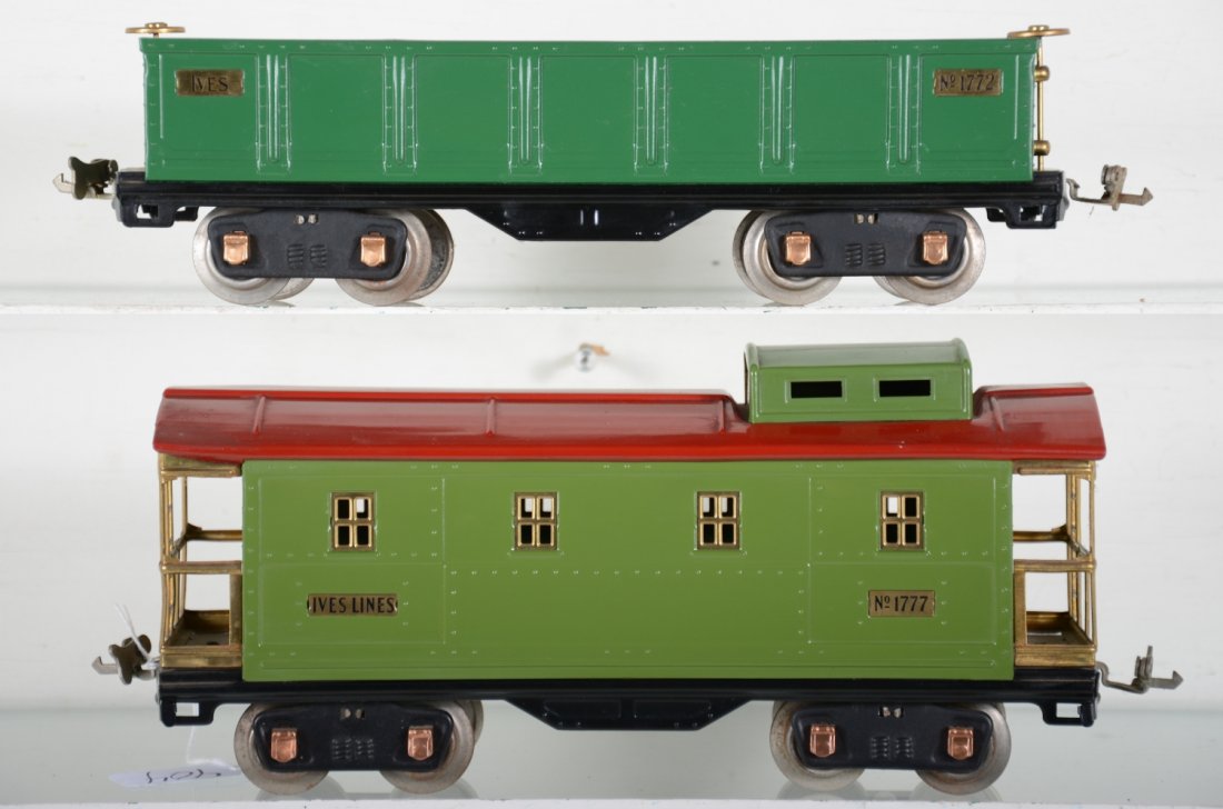 Restored Lionel Ives 1772 & 1777 Freights (1 of 4)
