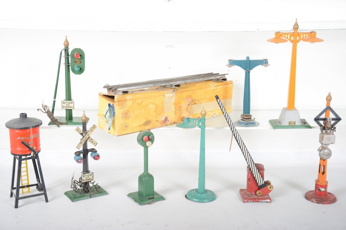 American Flyer Accessory Lot (1 of 2)