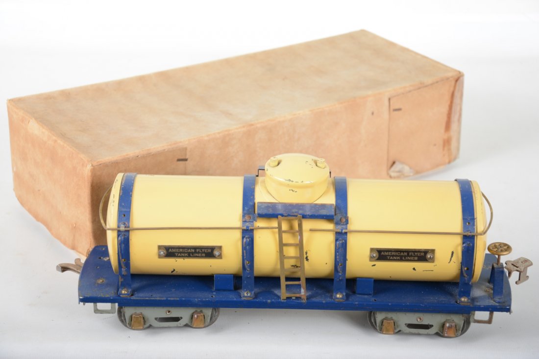Boxed American Flyer 4010 Tank Car (1 of 4)