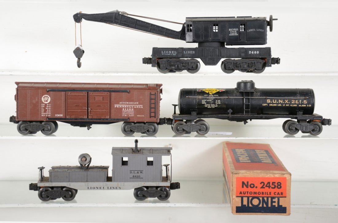 Early Lionel Freight Cars (1 of 4)
