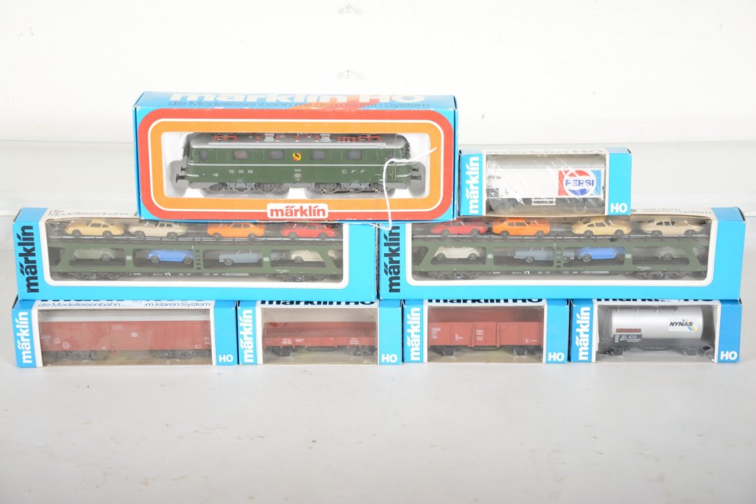 Marklin HO Swiss Freight Set (1 of 2)