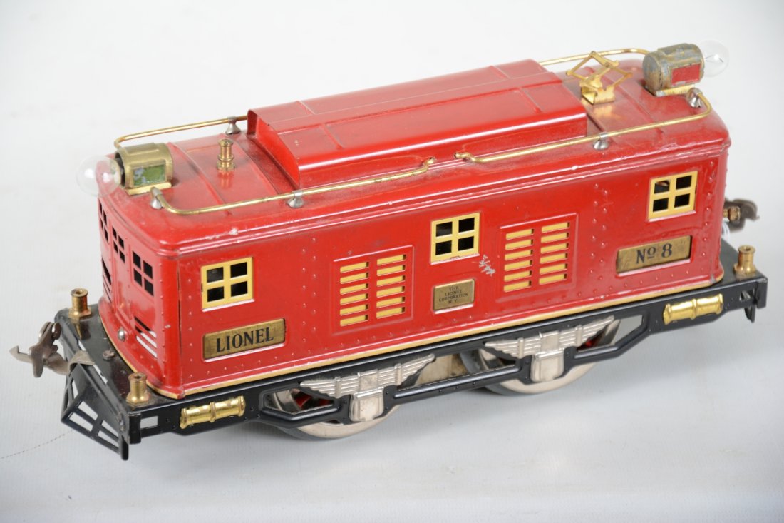 Clean Lionel 8 Boxcab Electric (1 of 4)