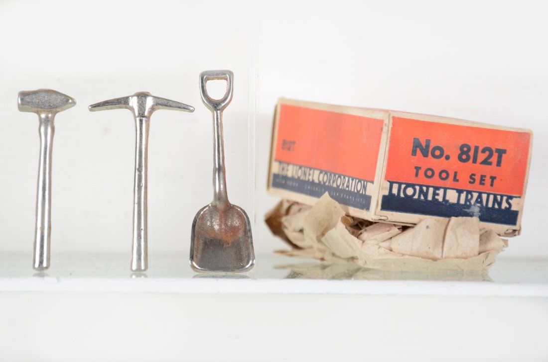 Boxed Lionel 812T Tool Set (1 of 2)