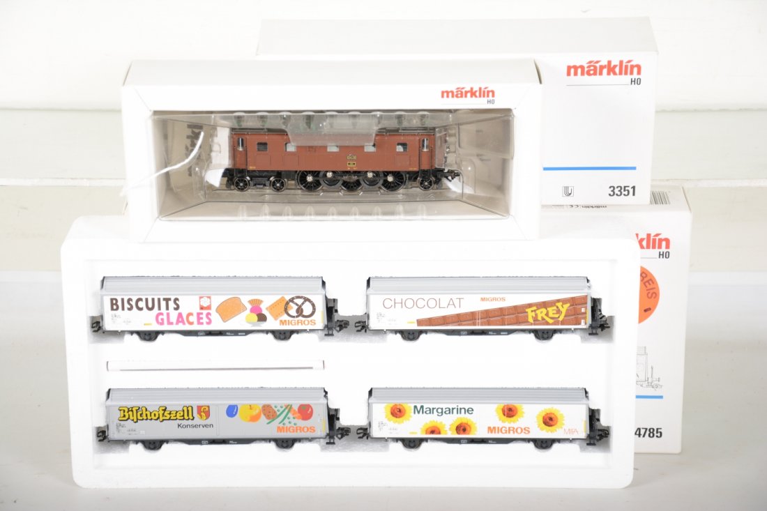 Marklin HO Swiss Chocolate Train Set (1 of 2)