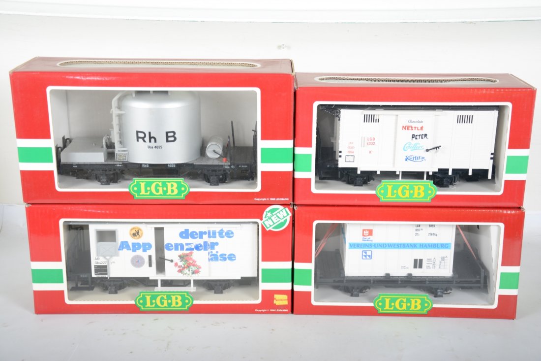 4 LGB 4-Wheel Freight Cars (1 of 2)