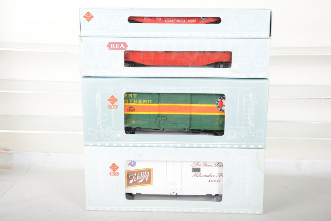 4 Aristo Craft Freight Cars (1 of 2)