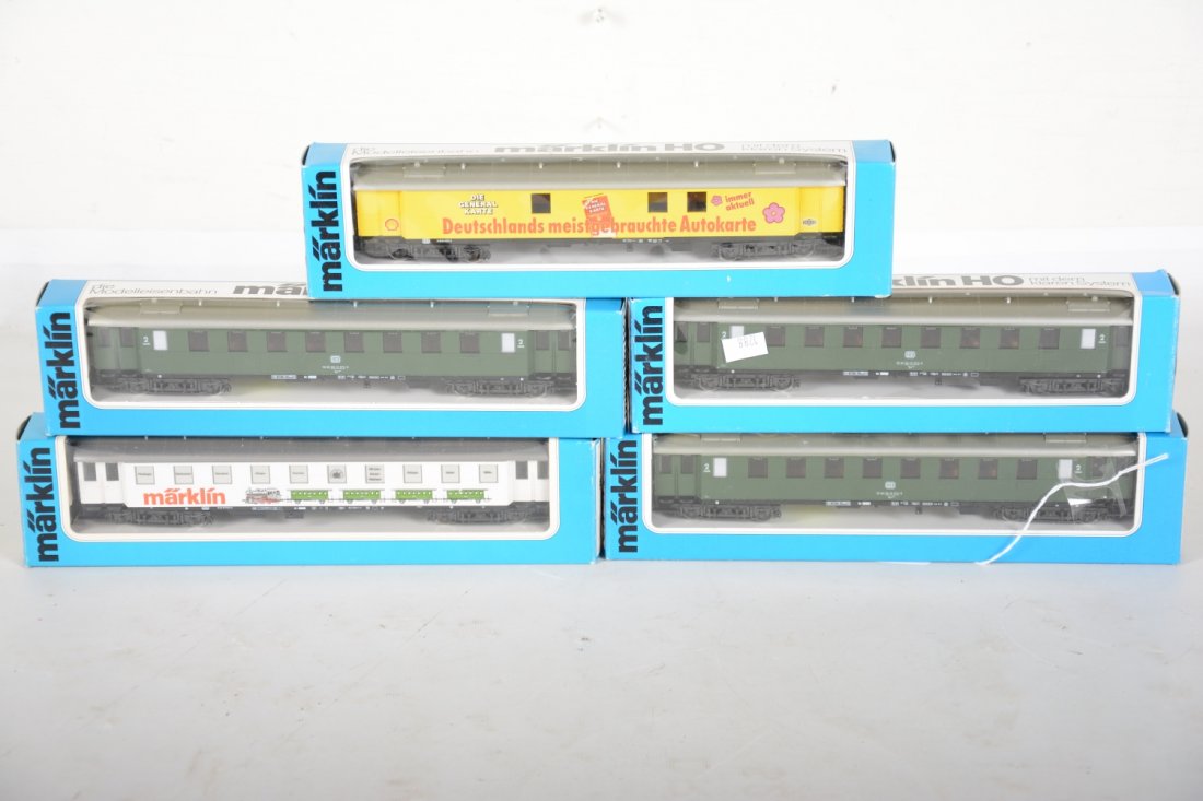 Marklin HO Passenger Cars (1 of 2)